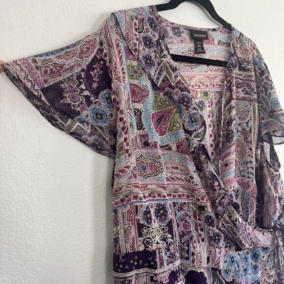 Lane Bryant Purple Paisley Plus Size 22/24 Wrap Blouse Floral Peasant bohemian - Picture 4 of 12